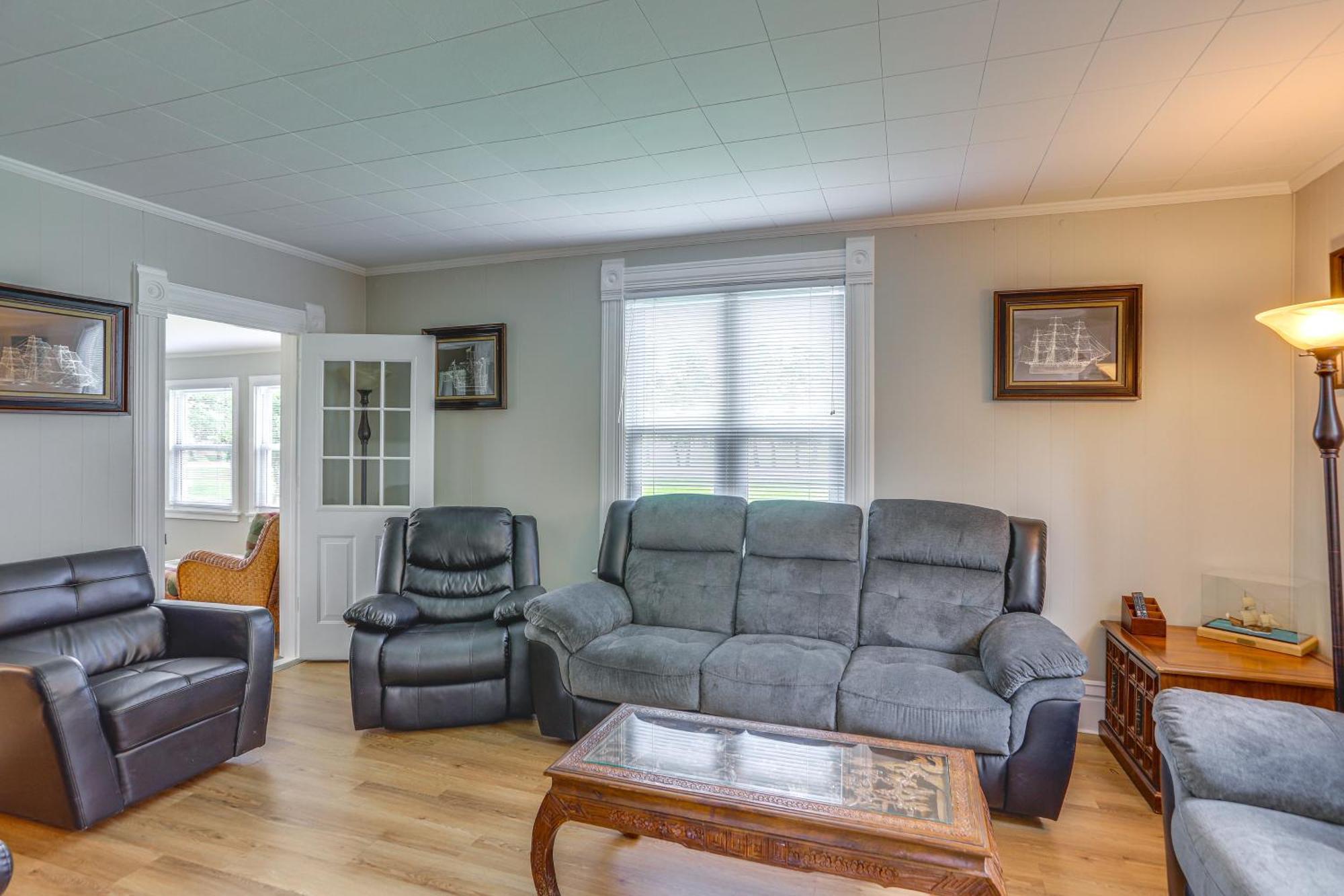 Welcoming Port Clinton Vacation Rental! Екстериор снимка